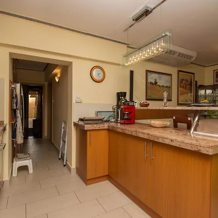 299 - Teljes Panoramas Koezvetlen Balatonparti Exkluziv Apartment