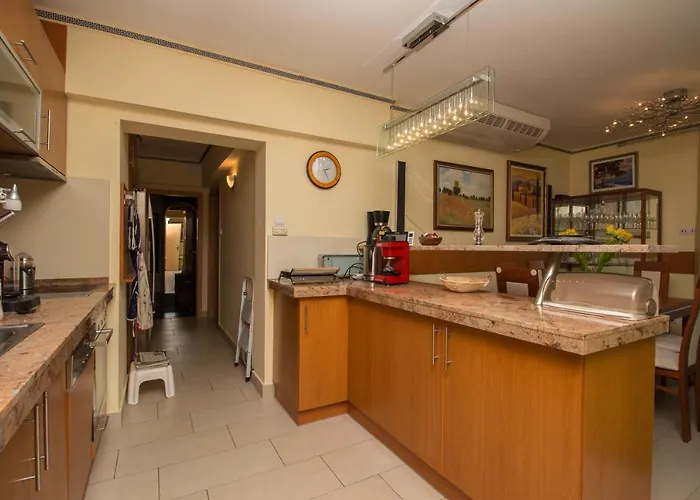 299 - Teljes Panoramas Koezvetlen Balatonparti Exkluziv Apartmán